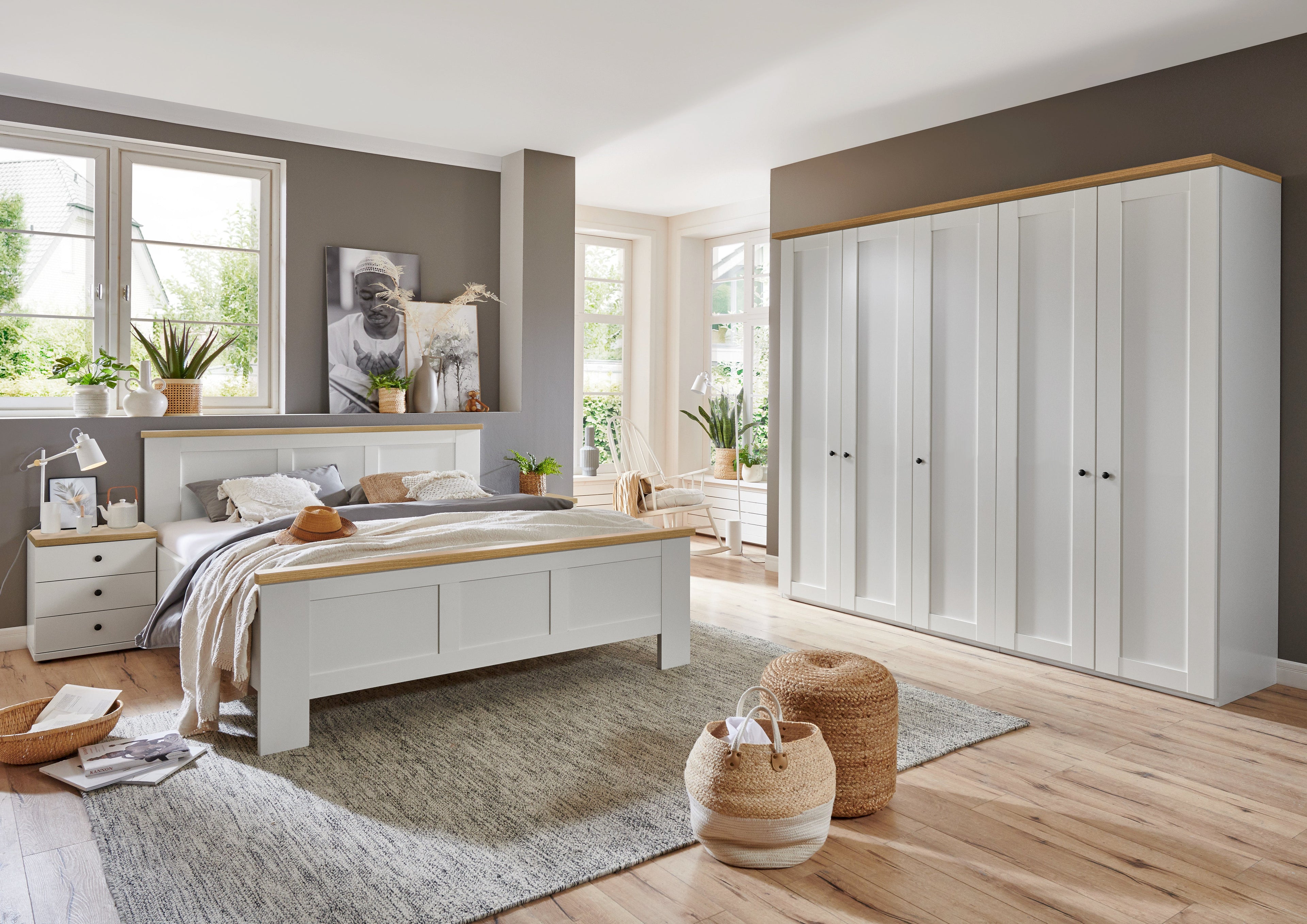 St James Bed Centre King's Lynn showroom - all beds, mattresses, divan sets and storage beds with free delivery PE30 1AP