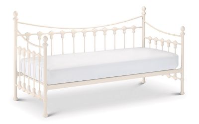 Versallies - St James Bed Centre