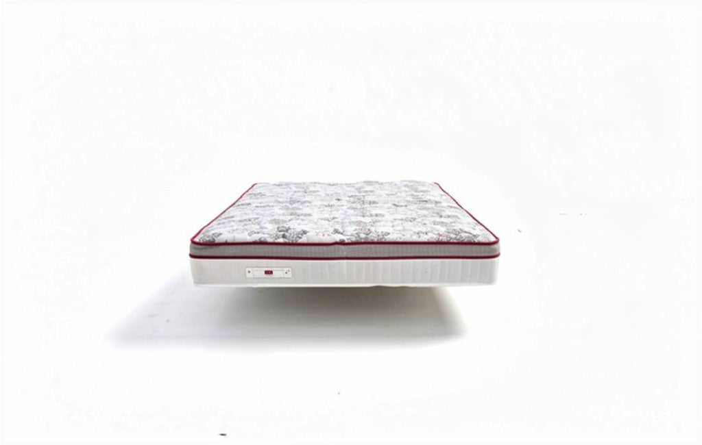 ACTIV 1000 mattress endorsed by Martin Offiah showing quilted graphene fabric top